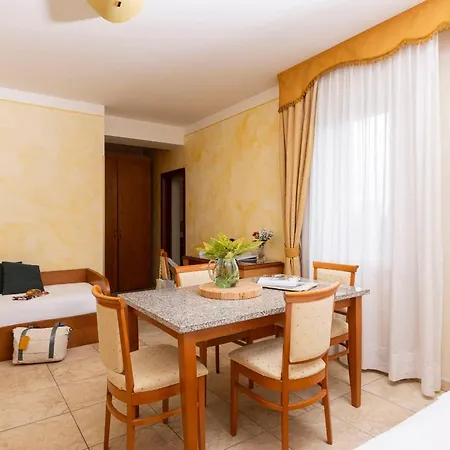 Hotell & Venezia 2000