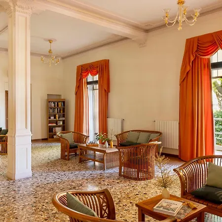 & Venezia 2000 Hotel 3*
