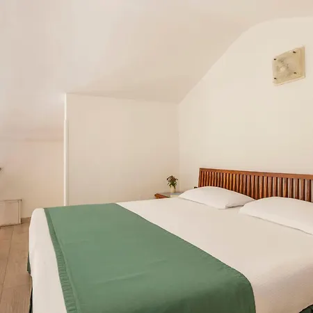 Ξενοδοχείο & Venezia 2000 3*