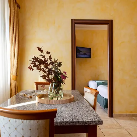 & Venezia 2000 Hotel